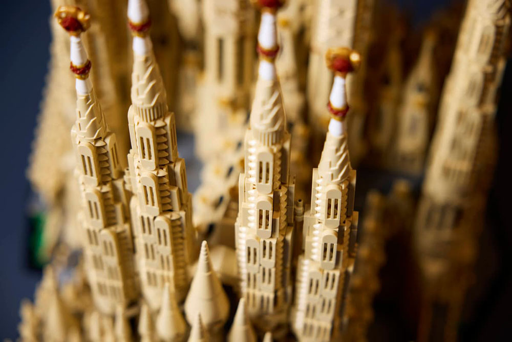 detalles lego sagrada familia