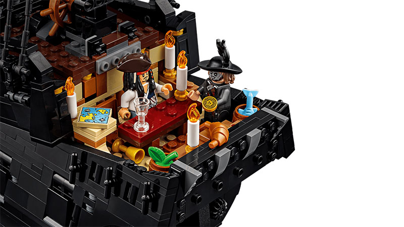 LEGO El barco pirata del Capitán Jack Sparrow 10365